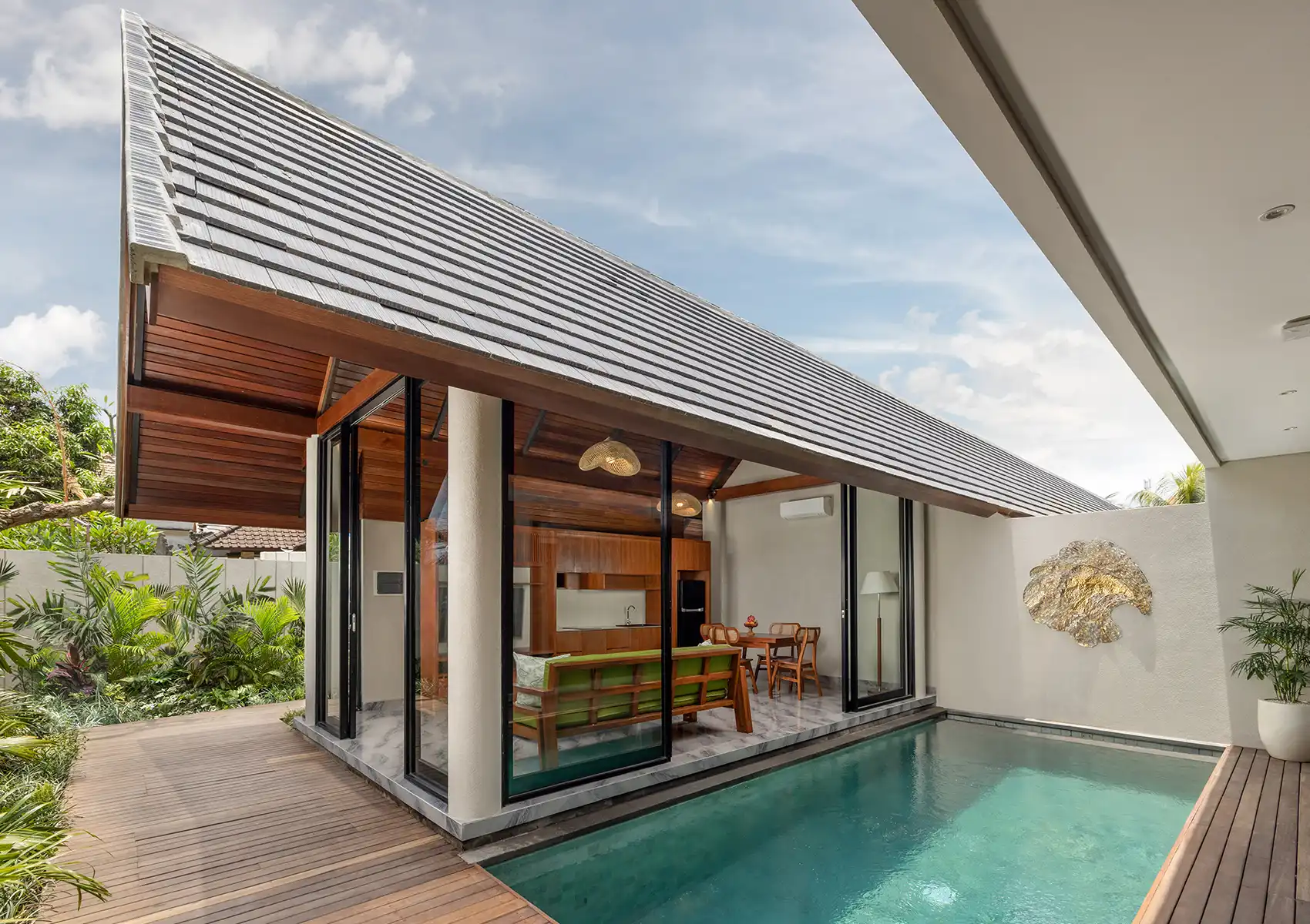 kolam-privat-villa.webp