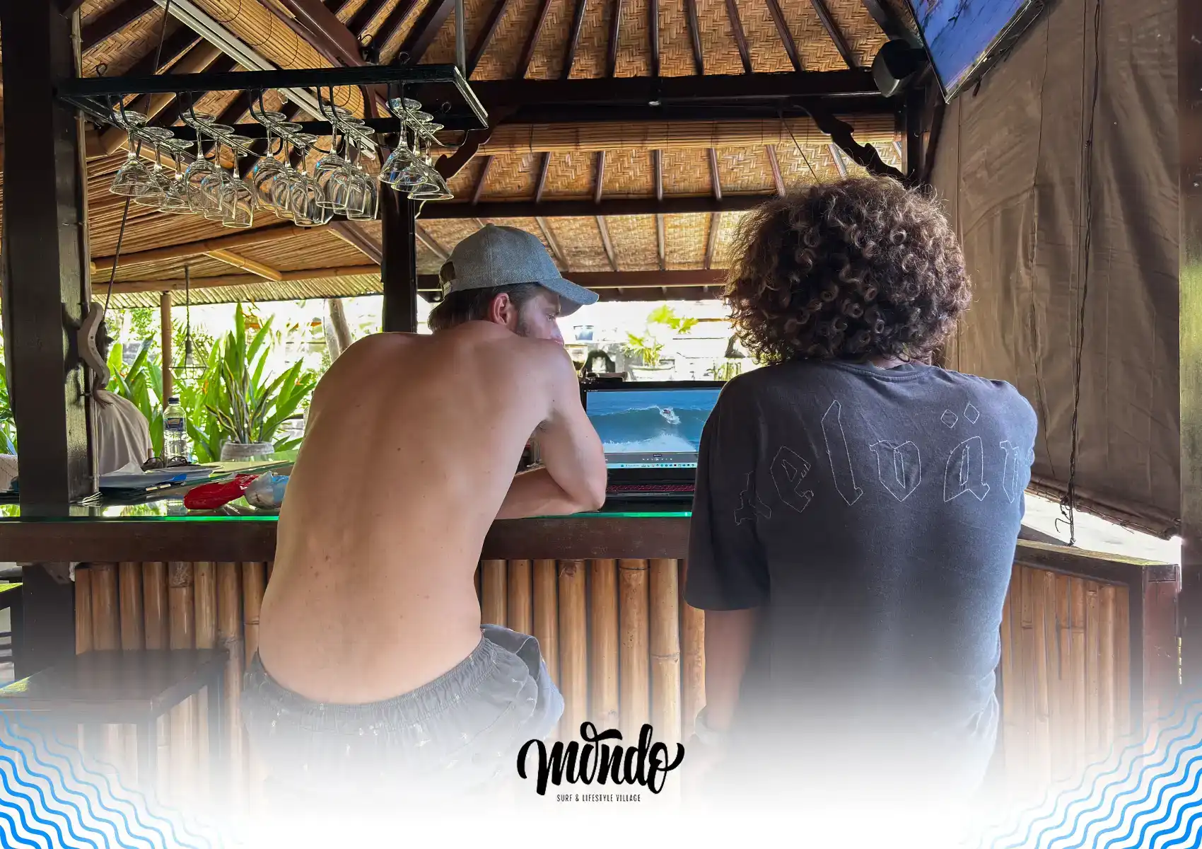 surfing-technique-evaluation-video-feedback.webp