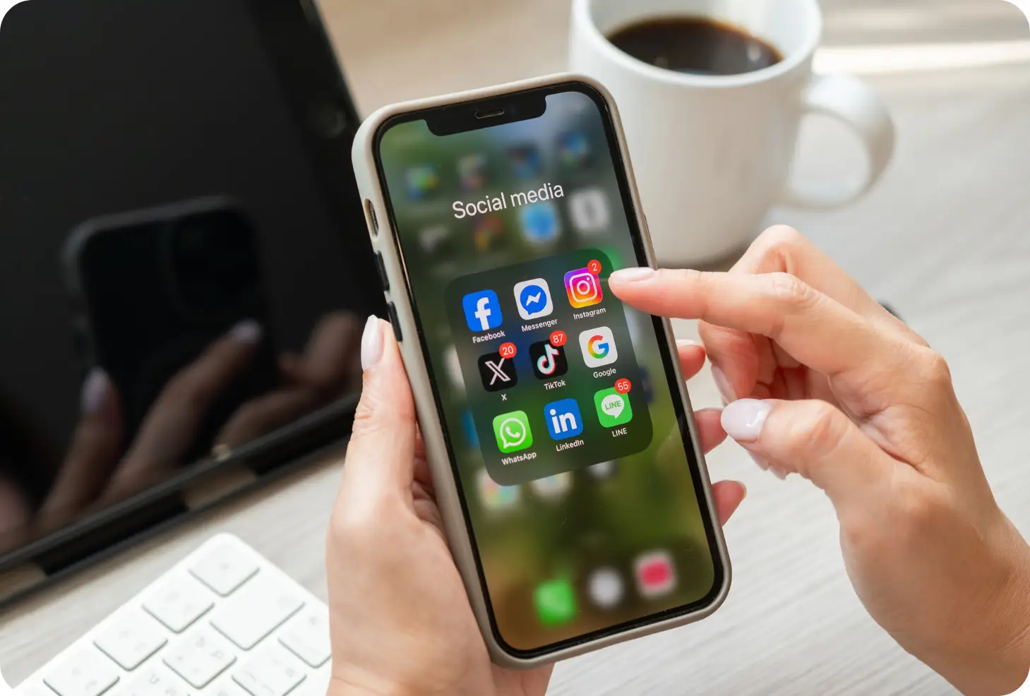 Menghasilkan Uang di Social Media